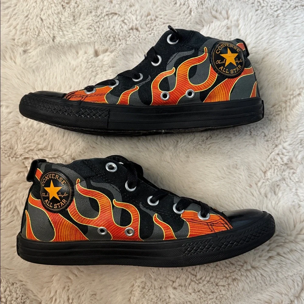 Converse Kids Sneakers with Flame Design 4